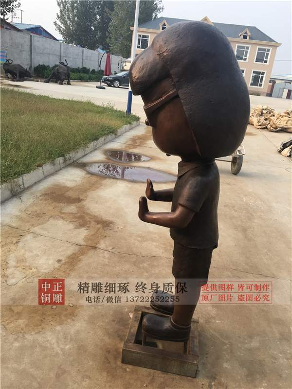 套娃雕塑.jpg 套娃雕塑.jpg