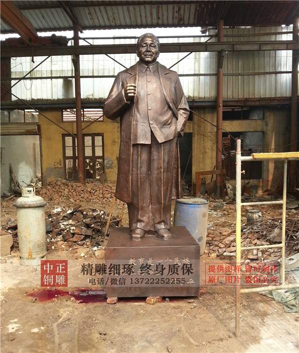 邓小平铜像厂家.jpg 邓小平铜像厂家.jpg