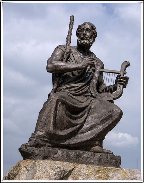 广场西方人物铜雕塑.jpg 广场西方人物铜雕塑.jpg