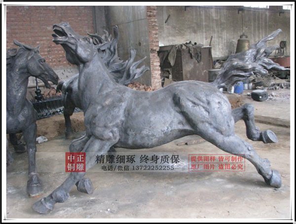 定做铜马.jpg 定做铜马.jpg