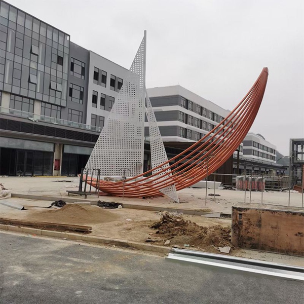 不锈钢帆船雕塑