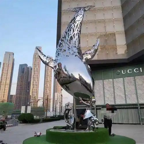 不锈钢鲸鱼雕塑