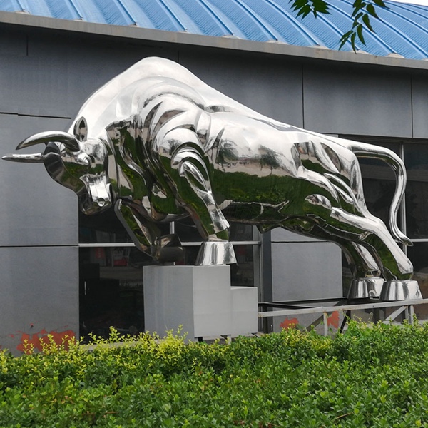 不锈钢牛雕塑
