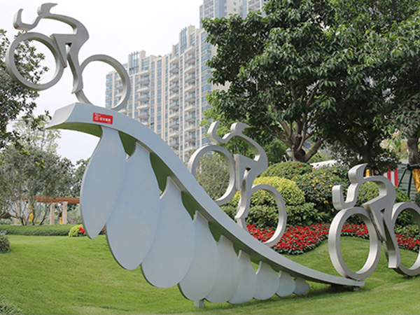 不锈钢运动雕塑