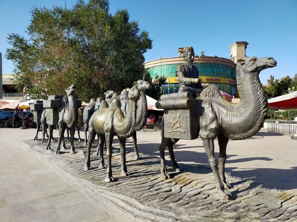 骆驼铜雕