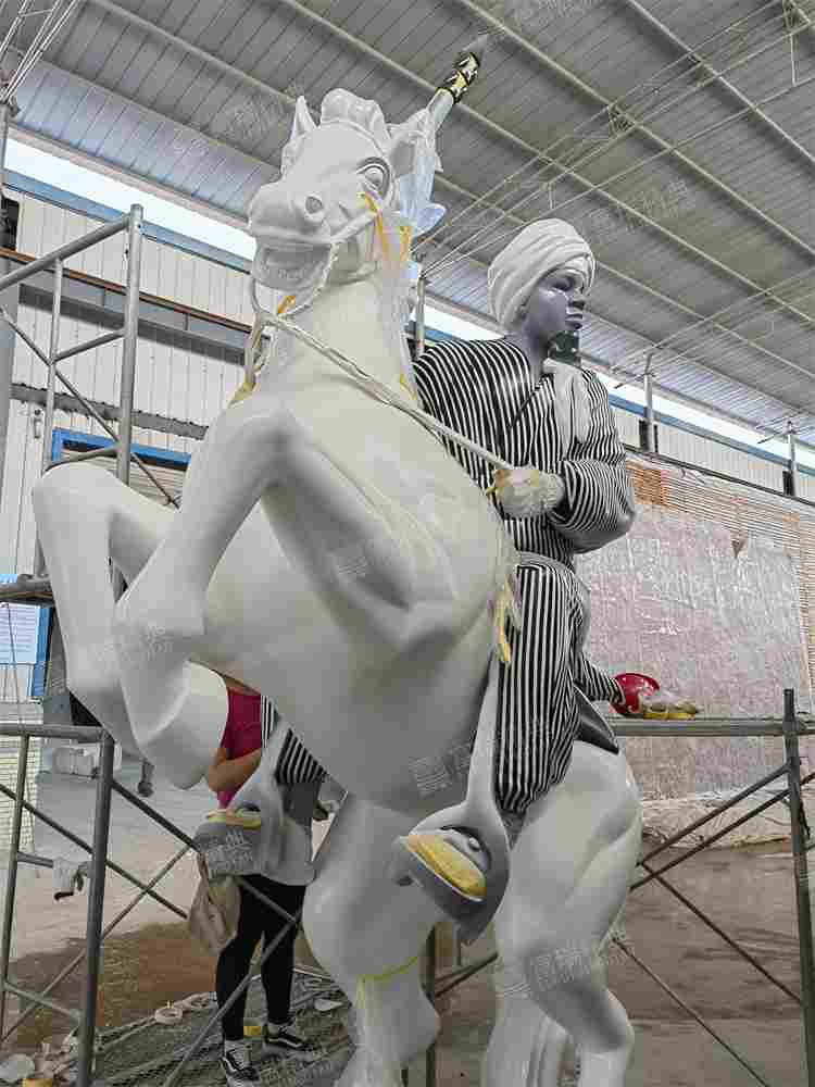 海外西非国家贝宁玻璃钢雕塑(图5)