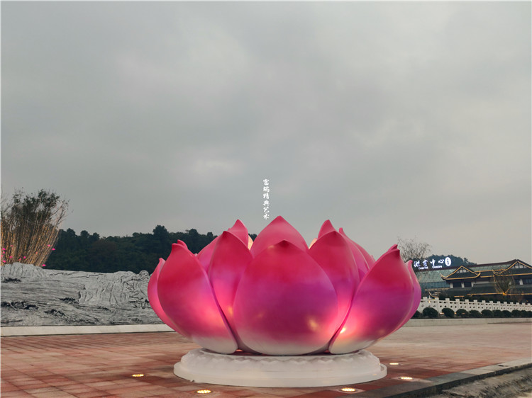 1609738699173128.jpg 四川乐山大佛景区莲花雕塑及莲花灯(图23)