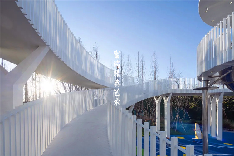 1609739318448634.jpg 云南昆明万科公园城市大门及灯塔(图4)