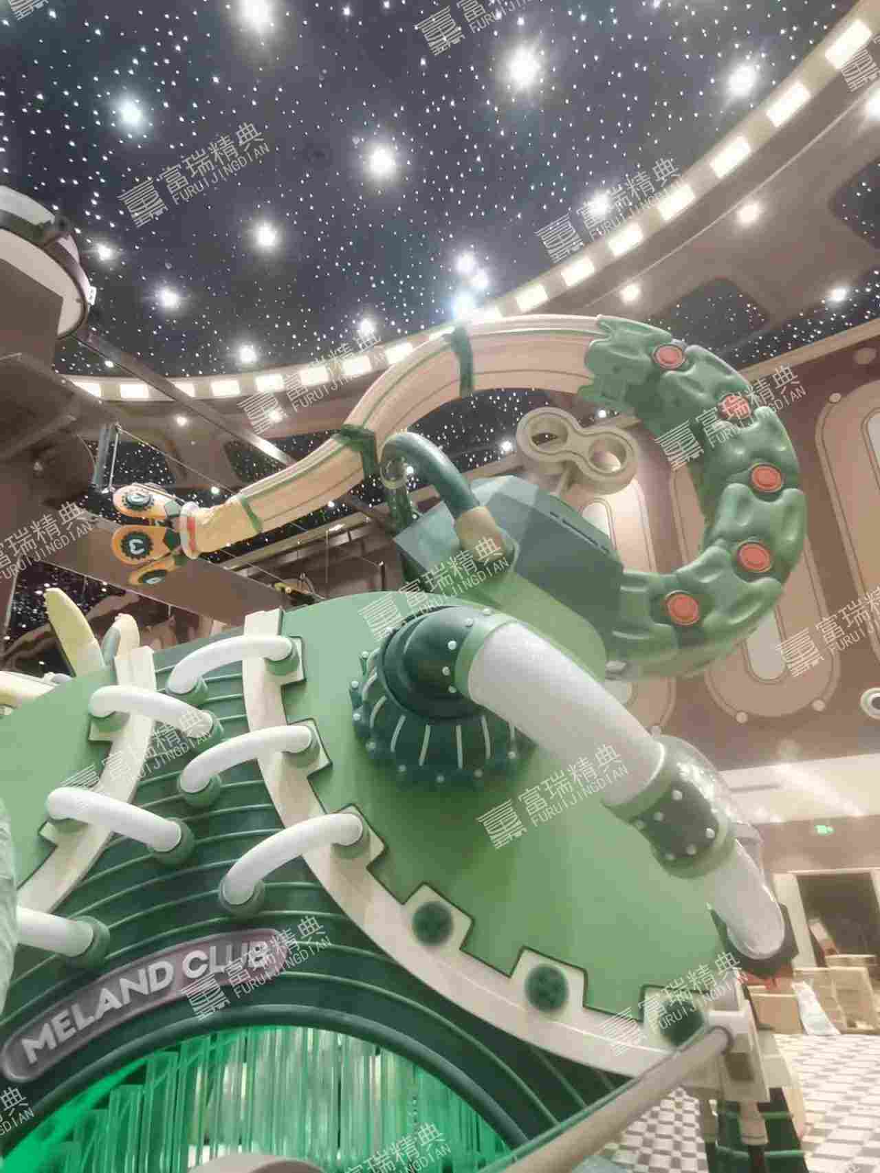 北京五棵松室内玻璃钢美陈雕塑(图22)